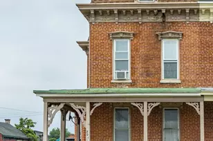 301 Chestnut St, Columbia, PA 17512 - Photo 2
