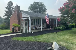 214 Whittier Ln, Lancaster, PA 17602 - Photo 1