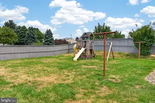 695 Sue Dr, Lititz, PA 17543 - Photo 58