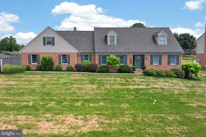 695 Sue Drive, Lititz, PA 17543 - Photo 2