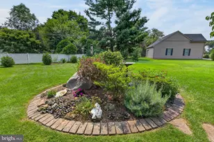 2551 Ponderosa Dr, Lancaster, PA 17601 - Photo 48