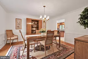 1318 Beaconfield Ln, Lancaster, PA 17601 - Photo 6