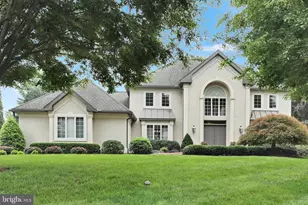 1318 Beaconfield Ln, Lancaster, PA 17601 - Photo 1