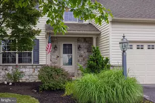 1314 Heatherwood Dr, Mount Joy, PA 17552 - Photo 6