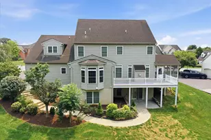 379 Ecker Dr, Lititz, PA 17543 - Photo 2