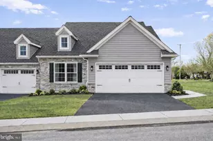 106 Hillard Fld, Lancaster, PA 17603 - Photo 1