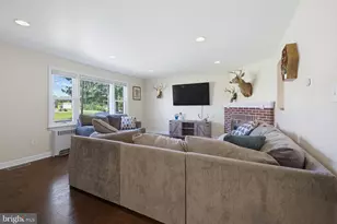 433 E Roseville Rd, Lancaster, PA 17601 - Photo 8