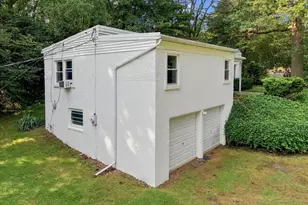 35 Orchard Rd, Lancaster, PA 17601 - Photo 2