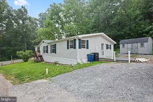 707 Hillside Dr, Gap, PA 17527 - Photo 2