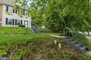 10 Pennwick Dr, Lititz, PA 17543 - Photo 2