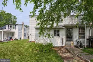128 N Charlotte St, Manheim, PA 17545 - Photo 8