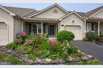 423 Thrush Drive, Manheim, PA 17545 - Photo 2