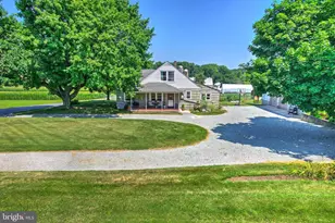 997 Smyrna Rd, Kinzers, PA 17535 - Photo 2