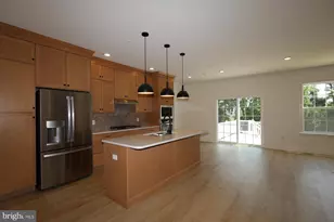 2452 Spring Water Cir, Lancaster, PA 17601 - Photo 2