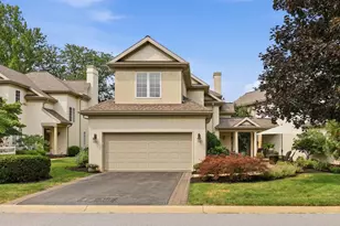 789 Woodfield Dr, Lititz, PA 17543 - Photo 1