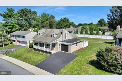 143 S Oak Street, Lititz, PA 17543 - Photo 2