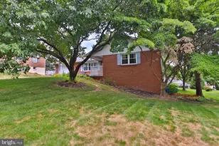 51 Miller Dr, Manheim, PA 17545 - Photo 2