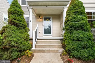 21 Honeysuckle Dr, Marietta, PA 17547 - Photo 4