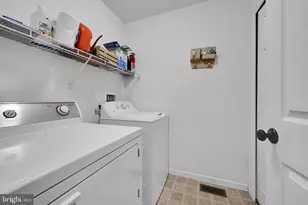 21 Honeysuckle Dr, Marietta, PA 17547 - Photo 16