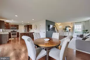 233 Loghes Dr, Manheim, PA 17545 - Photo 12