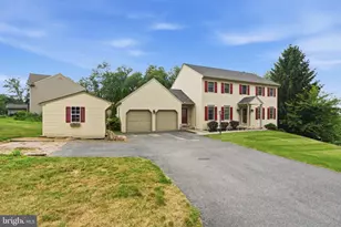 906 Hidden Hollow Dr, Gap, PA 17527 - Photo 2
