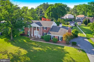 1349 Country Club Dr, Lancaster, PA 17601 - Photo 6