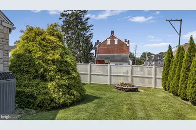 408 Elwyn Terrace, Manheim, PA 17545 - Photo 6