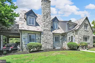 98 Highland Ave, Ephrata, PA 17522 - Photo 2