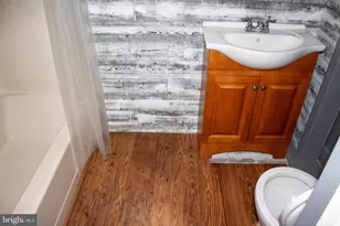 204 Herrville Rd, Willow Street, PA 17584 - Photo 14