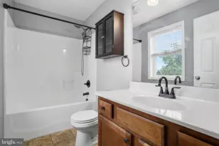 239 Railroad Ave, Ephrata, PA 17522 - Photo 16