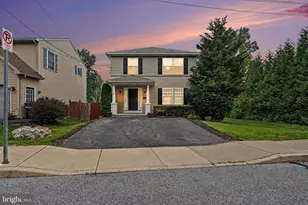 239 Railroad Ave, Ephrata, PA 17522 - Photo 1