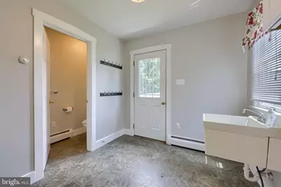 137 N Charlotte Street, Manheim, PA 17545 - Photo 18