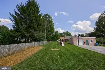 137 N Charlotte Street, Manheim, PA 17545 - Photo 4