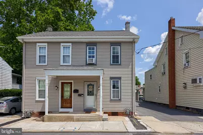 137 N Charlotte Street, Manheim, PA 17545 - Photo 2