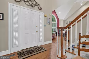 146 Deer Ford Dr, Lancaster, PA 17601 - Photo 2