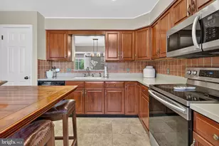 207 Pine Bridge Ln, Lancaster, PA 17603 - Photo 10