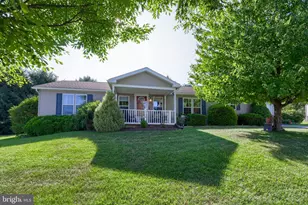 110 Homestead Dr, Stevens, PA 17578 - Photo 1