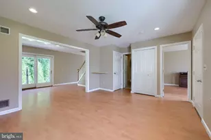 28 Elizabeth St, Washington Boro, PA 17582 - Photo 2