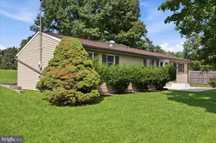 351 E Fulton St, Ephrata, PA 17522 - Photo 30