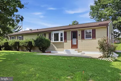 351 E Fulton Street, Ephrata, PA 17522 - Photo 1