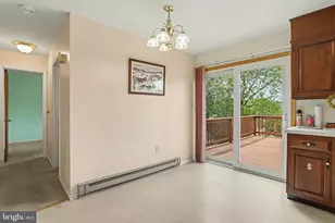355 Vista Dr, Ephrata, PA 17522 - Photo 10