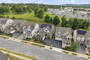 33 Alderwood Wy, Lancaster, PA 17601 - Photo 8