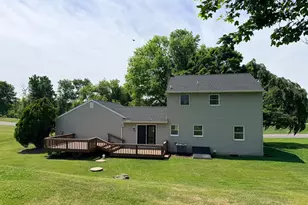 23 Sherrard Dr, Willow Street, PA 17584 - Photo 2