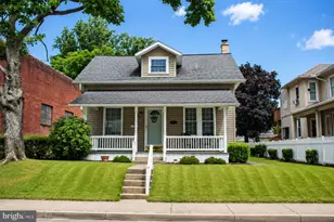 116 E Mill St, Manheim, PA 17545 - Photo 1