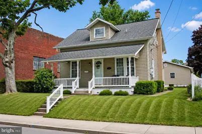 116 E Mill Street, Manheim, PA 17545 - Photo 2