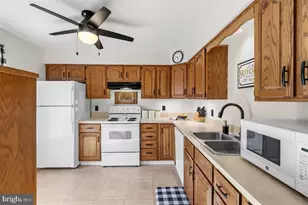65 Ashlea Village, New Holland, PA 17557 - Photo 4