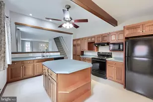 910 Grofftown Rd, Lancaster, PA 17602 - Photo 4