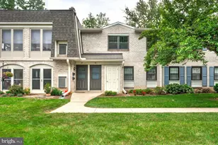 86 Valleybrook Dr, Lancaster, PA 17601 - Photo 1