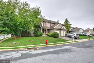 300 Elmshire Dr, Lancaster, PA 17603 - Photo 4