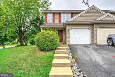 300 Elmshire Drive, Lancaster, PA 17603 - Photo 2